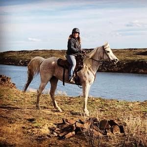 Meet your Posher, Joslyn-jade